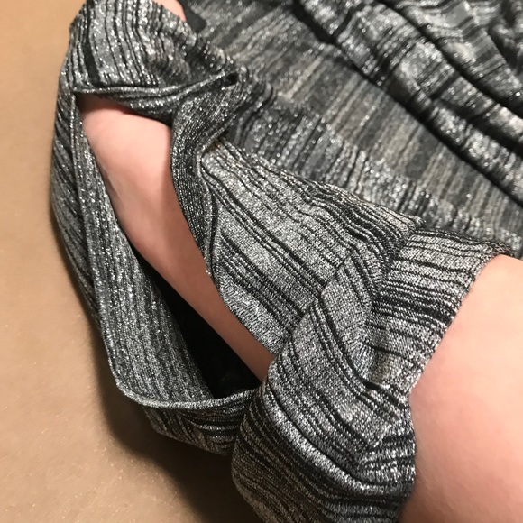 Steve Madden • Metallic Cold Shoulder Shrug - Picture 3 of 7